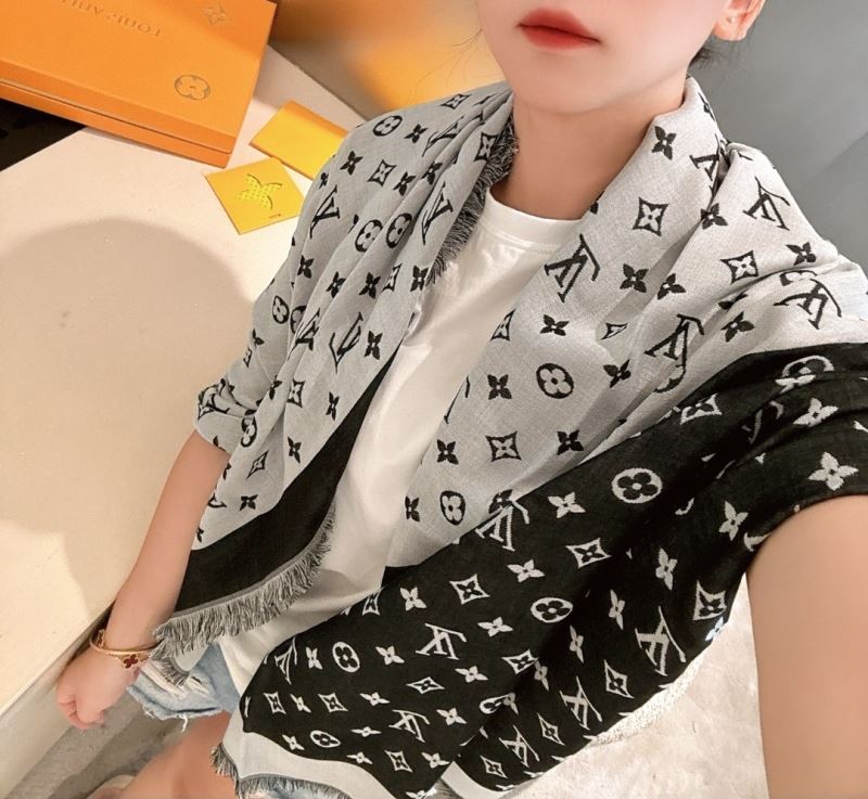 Louis Vuitton Scarf